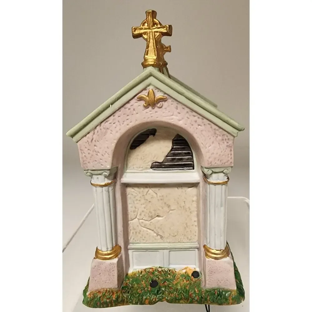 Lemax Spooky Town 24766A Tomb Of Sir Edgar Goodbody House Figure 2002 Lights Up